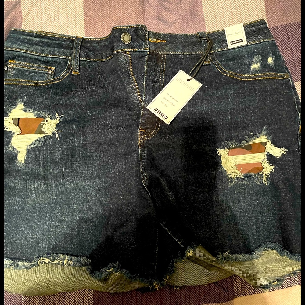Judy Blue Camo Patch Shorts